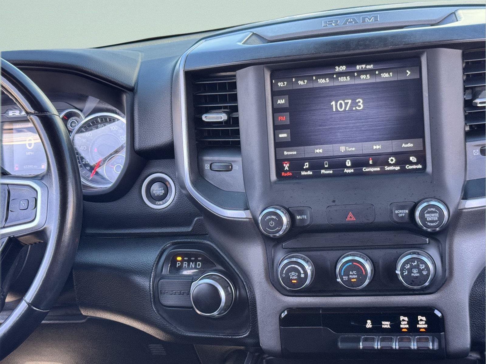 Used 2021 RAM 1500 Big Horn RWD image 21