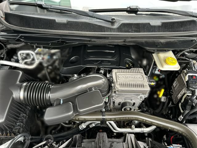 Used 2022 Jeep Wagoneer Series III w/ Premium Group I AWD/4WD image 30