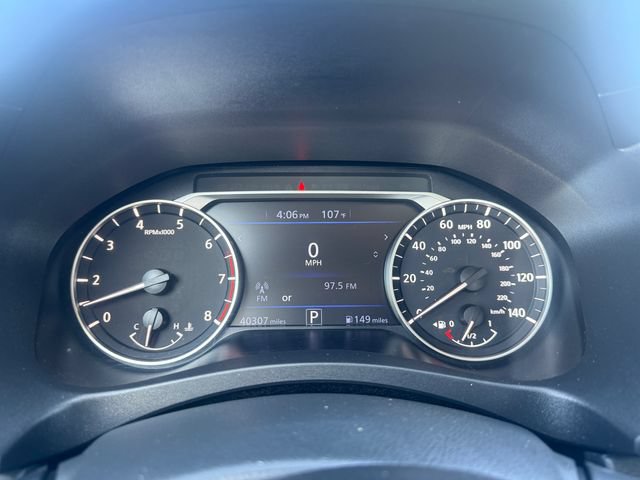 Used 2025 Nissan Altima 2.5 SV FWD image 28