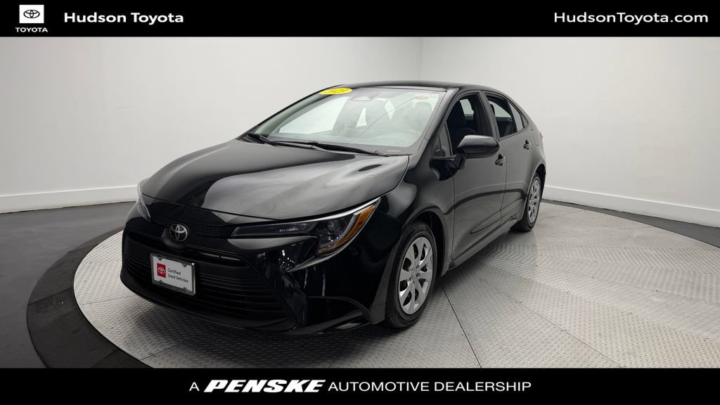 Used 2023 Toyota Corolla LE FWD video 1