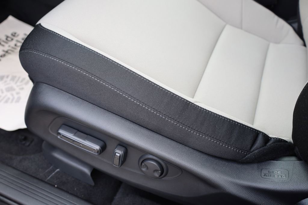 New 2026 Honda CR-V EX image 13