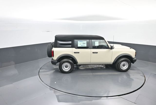 New 2025 Ford Bronco 4-Door image 25