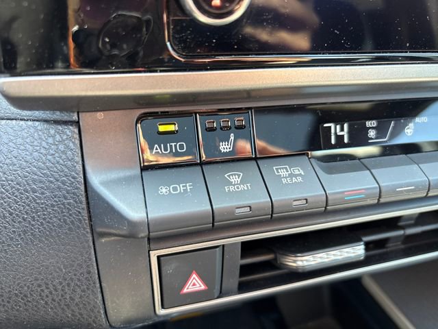 Used 2025 Toyota Camry SE w/ Convenience Package FWD image 28