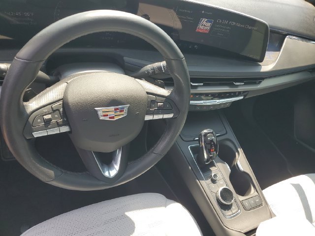 Certified 2024 Cadillac XT4 Sport FWD image 13