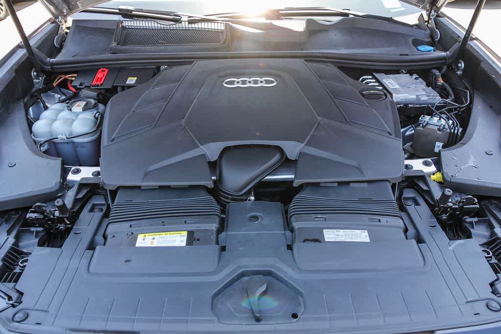 Used 2021 Audi Q8 Premium Plus w/ Premium Plus Package AWD/4WD image 26