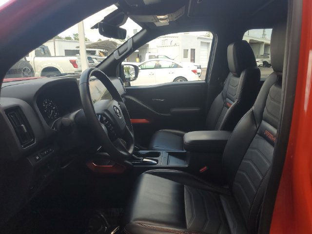 Certified 2025 Nissan Frontier PRO-4X w/ Pro Premium Package AWD/4WD image 14