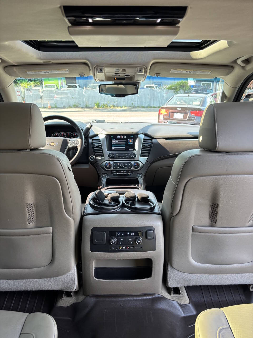 Used 2015 Chevrolet Suburban LTZ AWD/4WD image 18