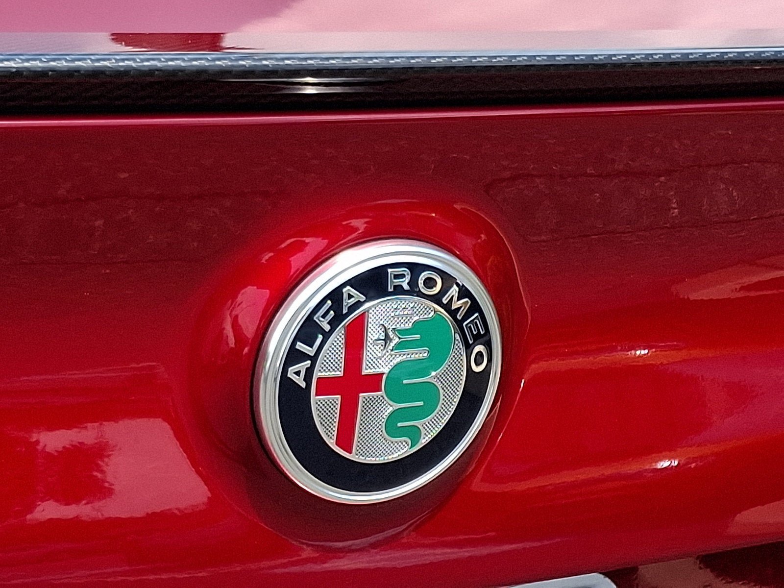Used 2024 Alfa Romeo Giulia Quadrifoglio RWD image 29