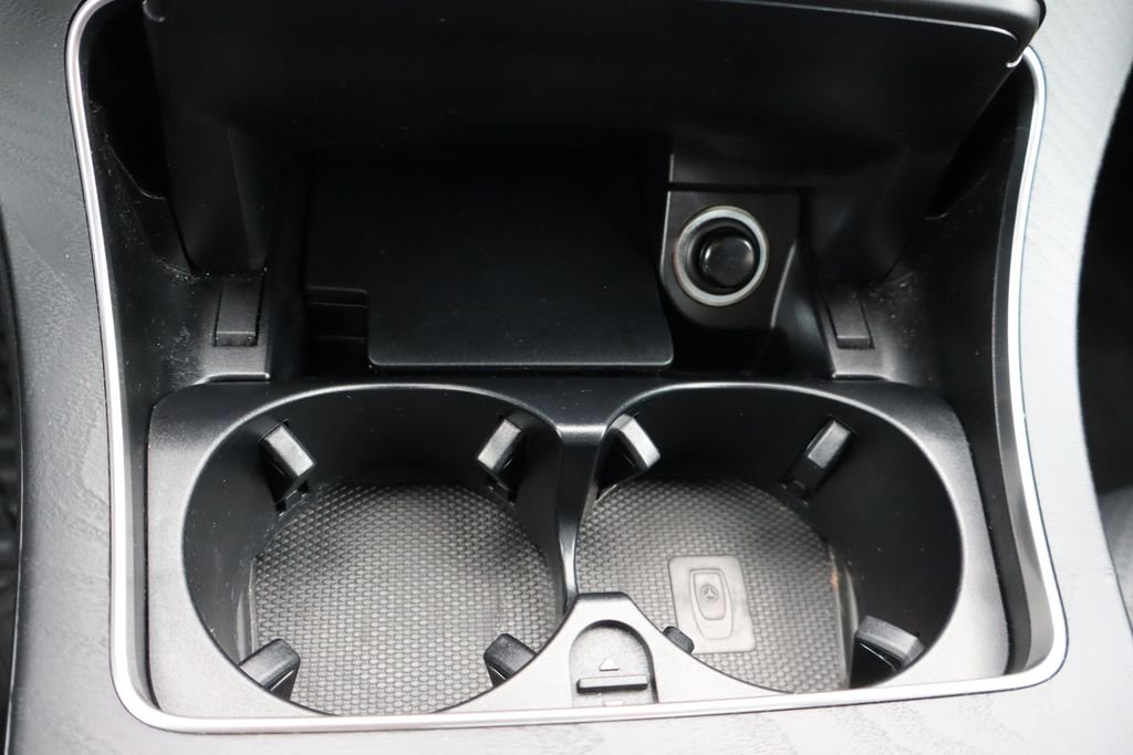 Used 2020 Mercedes-Benz GLC 300 4MATIC Coupe image 17