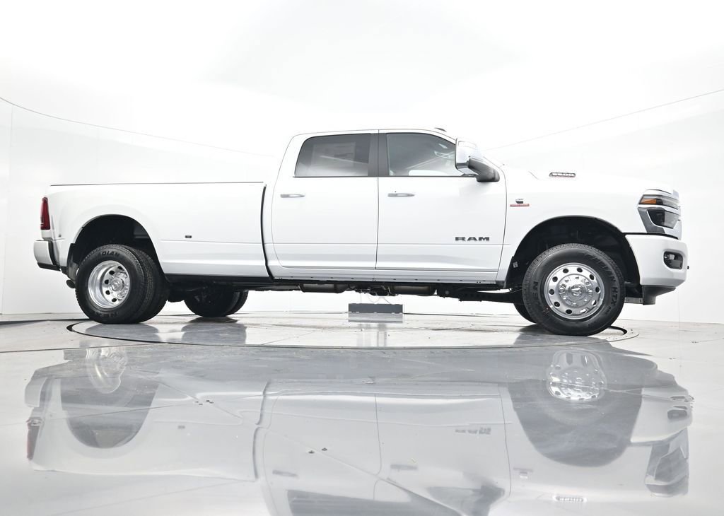 New 2026 RAM 3500 Laramie image 34