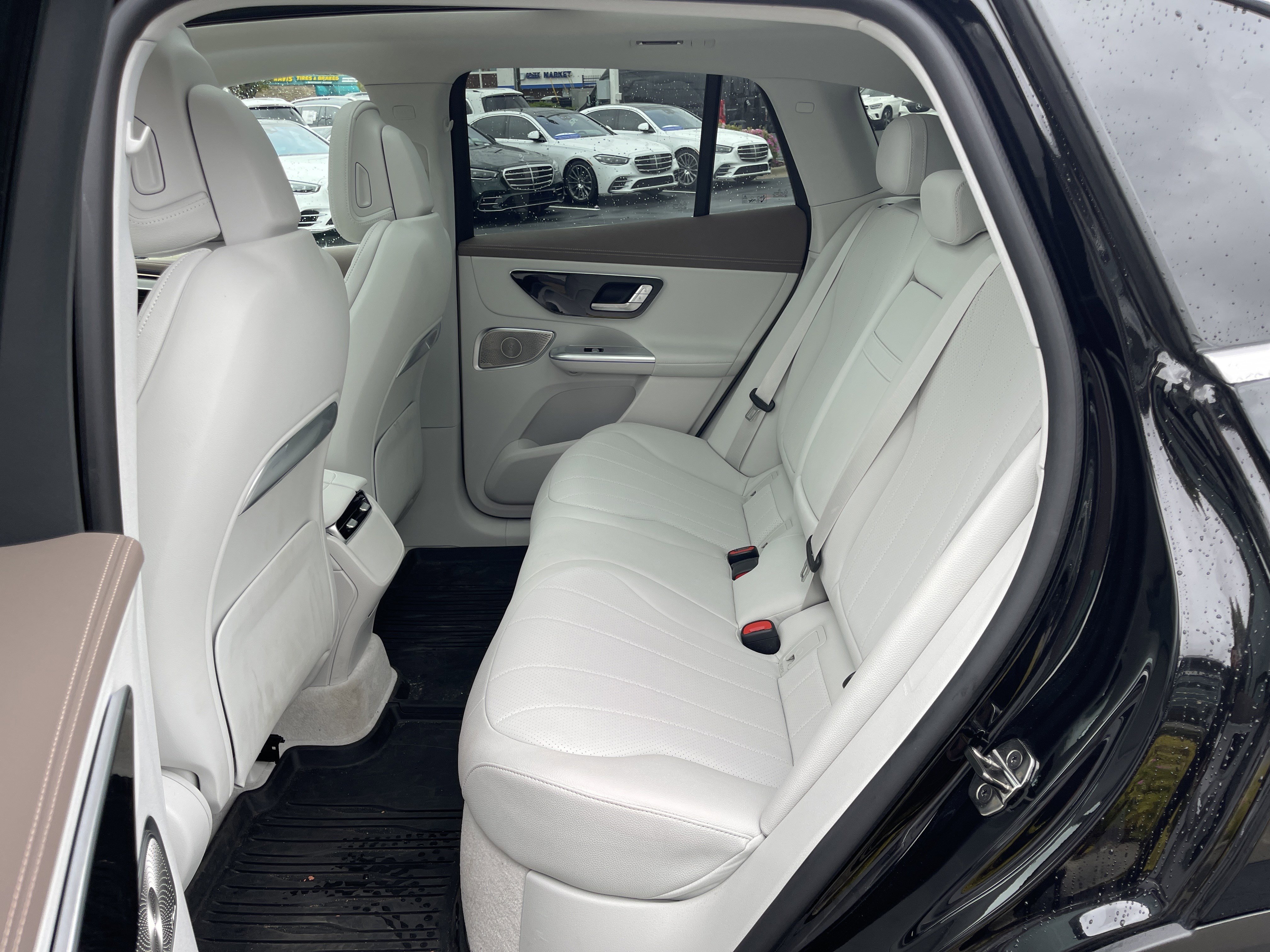 Certified 2024 Mercedes-Benz EQE 350+ 4MATIC SUV image 33