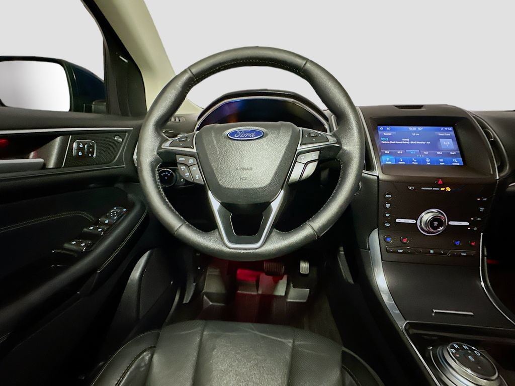 Used 2020 Ford Edge Titanium w/ Equipment Group 301A AWD/4WD image 33