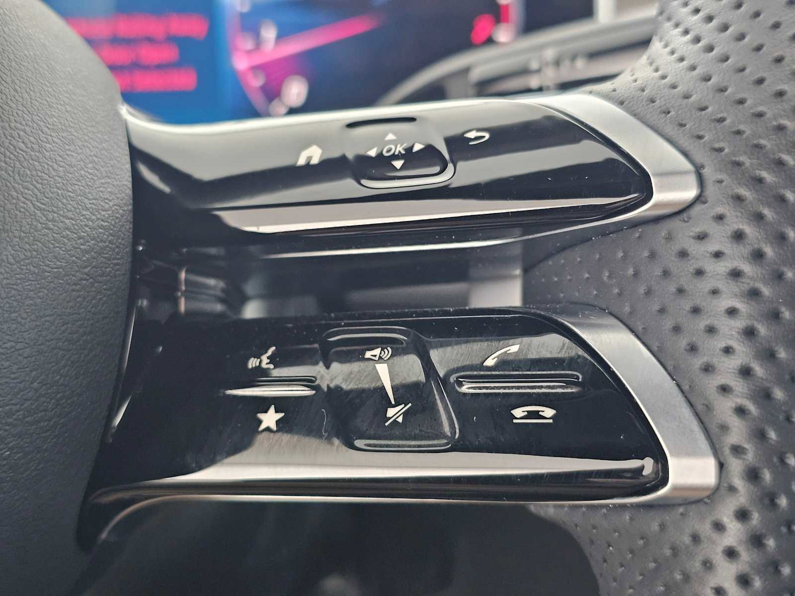 Used 2026 Mercedes-Benz GLC 300 4MATIC image 29