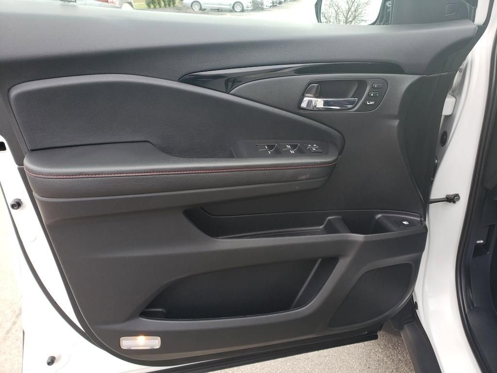 Used 2025 Honda Ridgeline Black Edition image 20