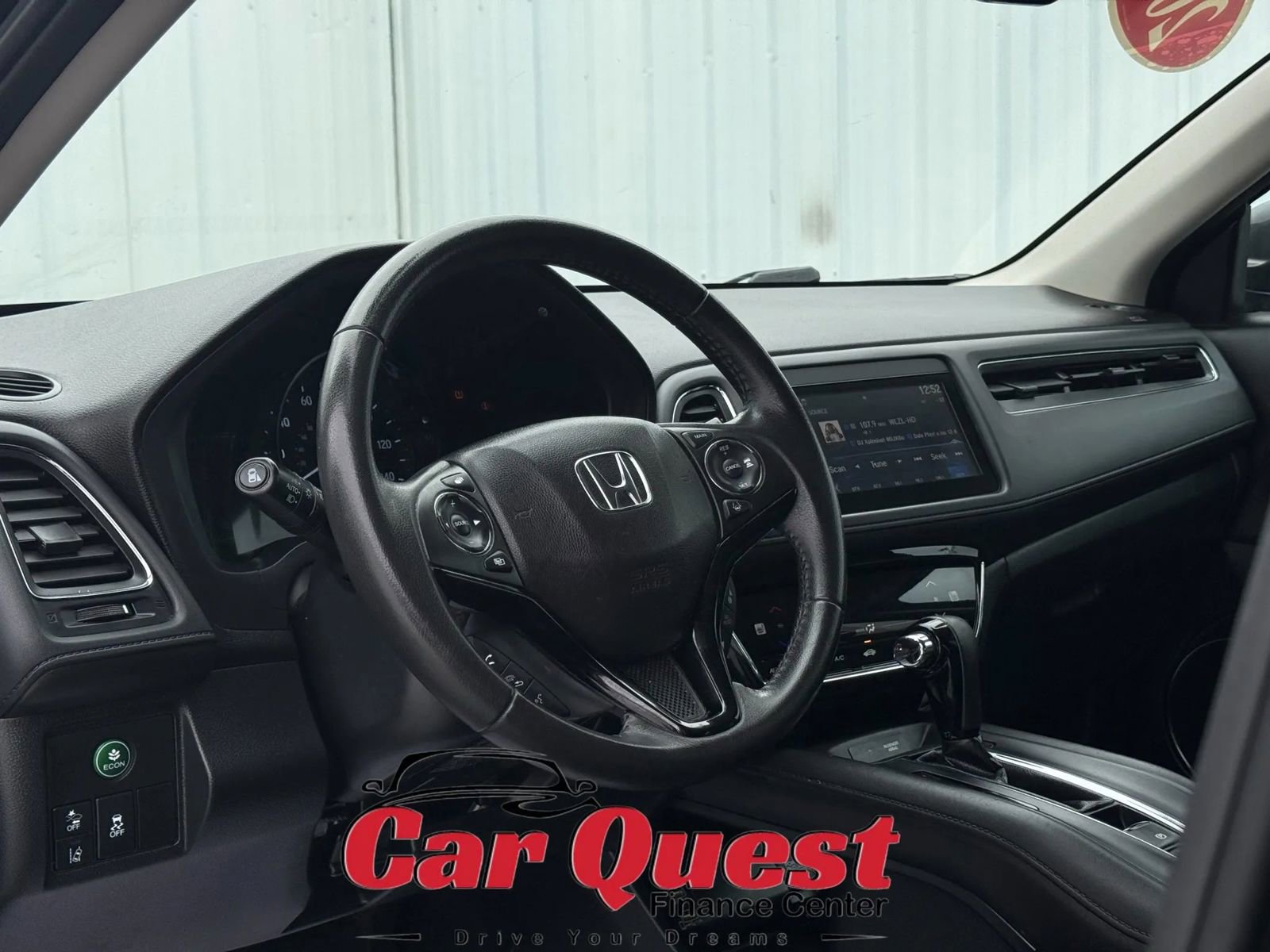 Used 2019 Honda HR-V EX-L image 10