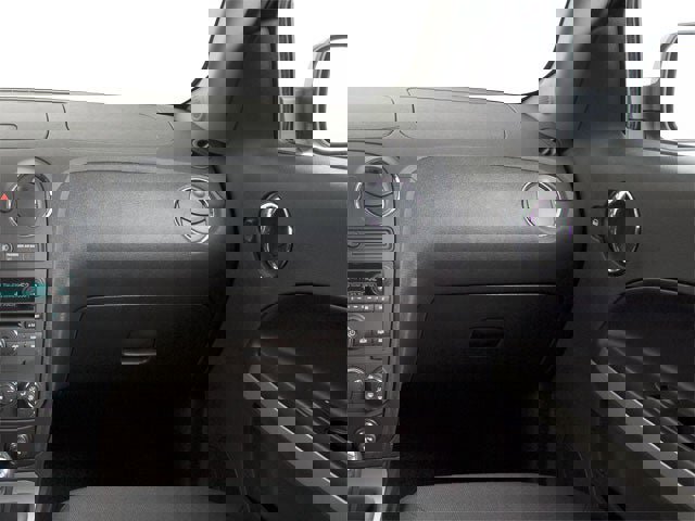 Used 2010 Chevrolet HHR LT FWD image 17