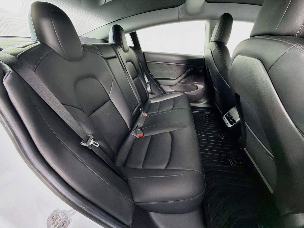 Used 2019 Tesla Model 3 Standard Range Plus RWD image 36