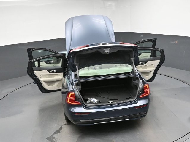 Used 2024 Volvo S60 B5 Plus w/ Climate Package FWD image 49
