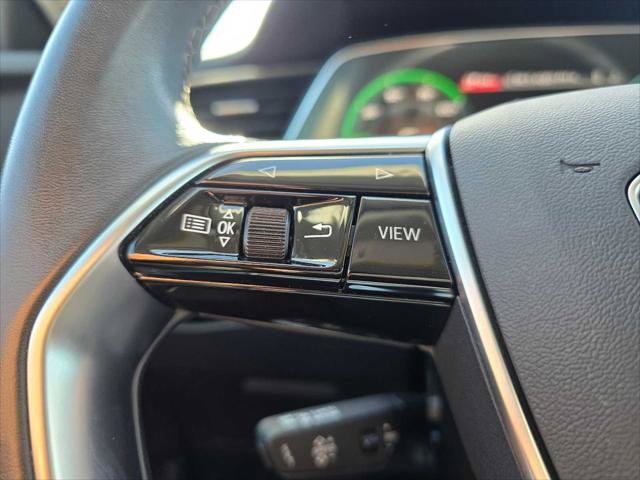 Used 2024 Audi Q8 e-tron Premium Plus w/ Premium Plus Package AWD/4WD image 34