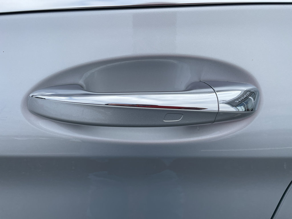 Used 2021 Mercedes-Benz C 300 Sedan image 7