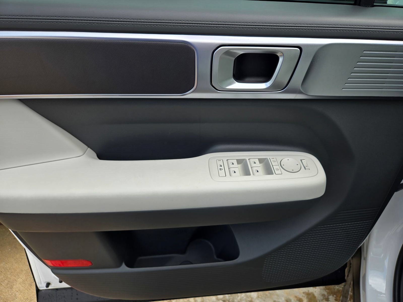 New 2027 Hyundai Santa Fe SE FWD image 18