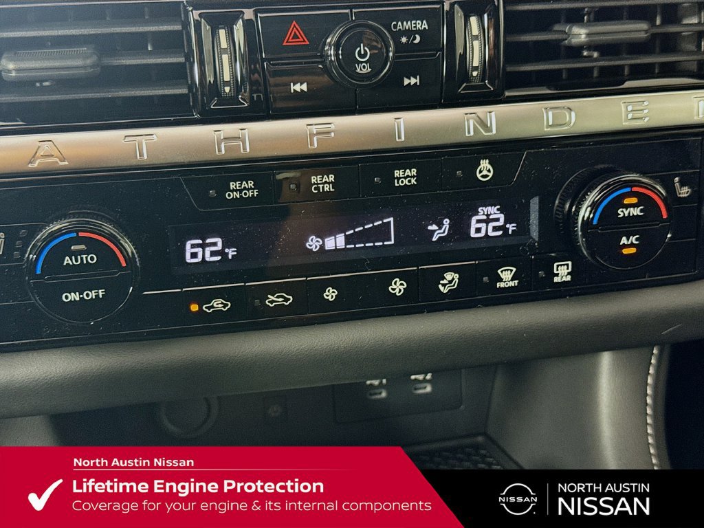 New 2026 Nissan Pathfinder SL w/ SL Premium Package (P04) FWD image 18