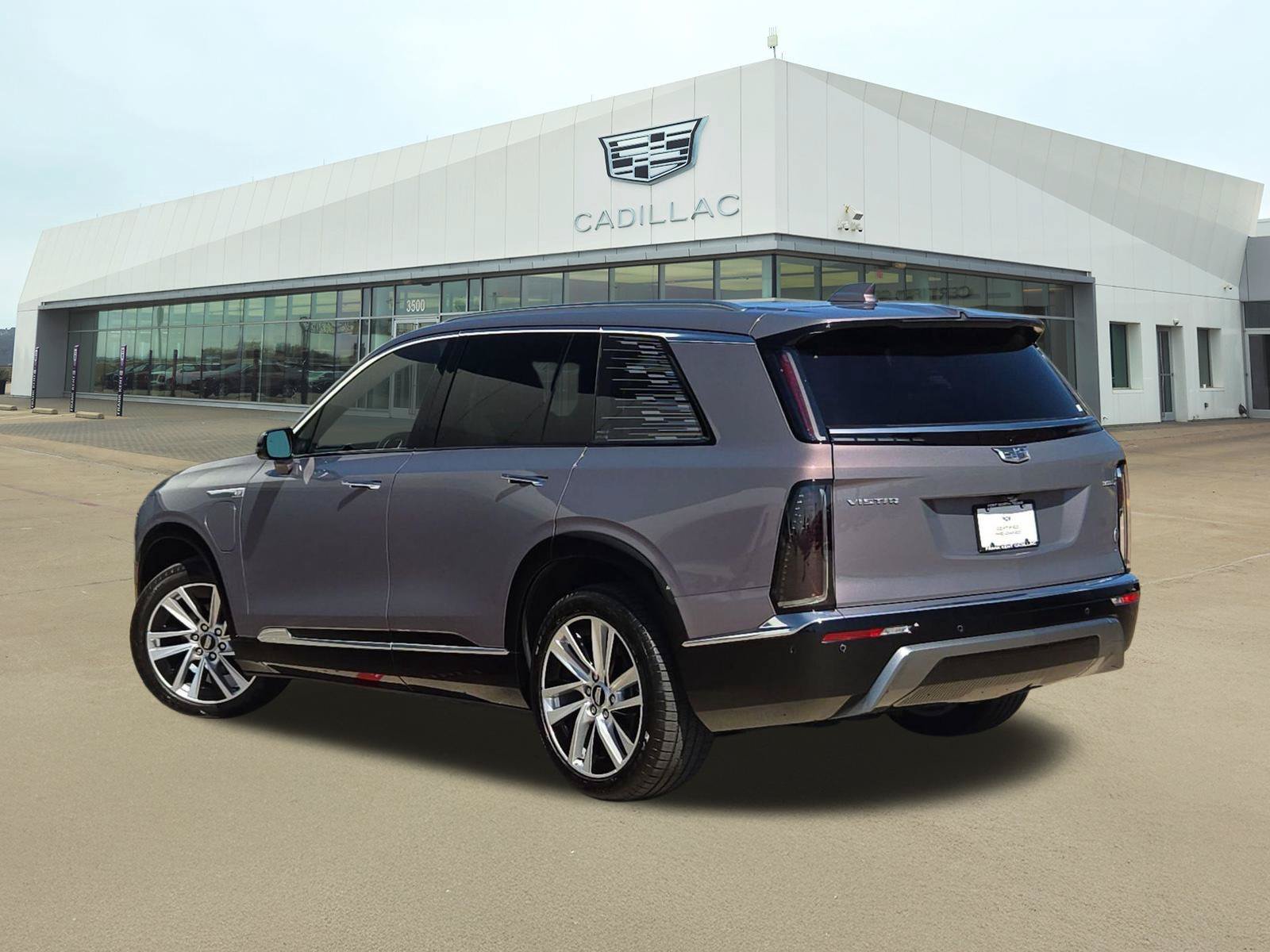 Certified 2026 Cadillac Vistiq Luxury AWD/4WD image 4