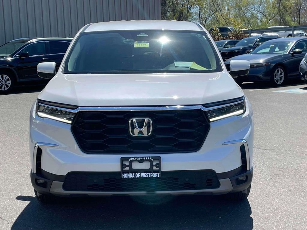 Used 2025 Honda Pilot EX-L image 2