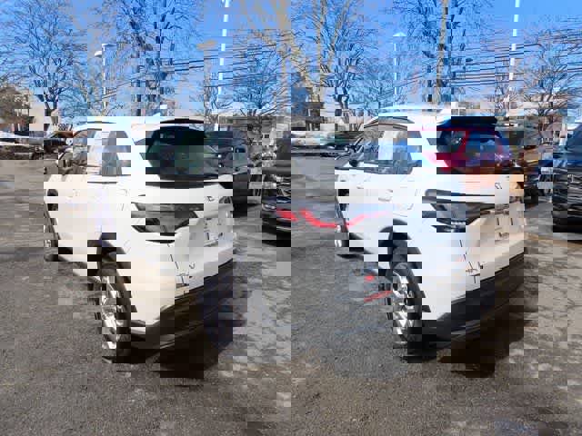 Certified 2023 Honda HR-V LX image 4