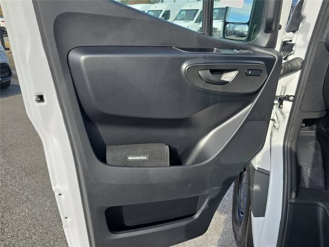 New 2026 Mercedes-Benz Sprinter 2500 image 18