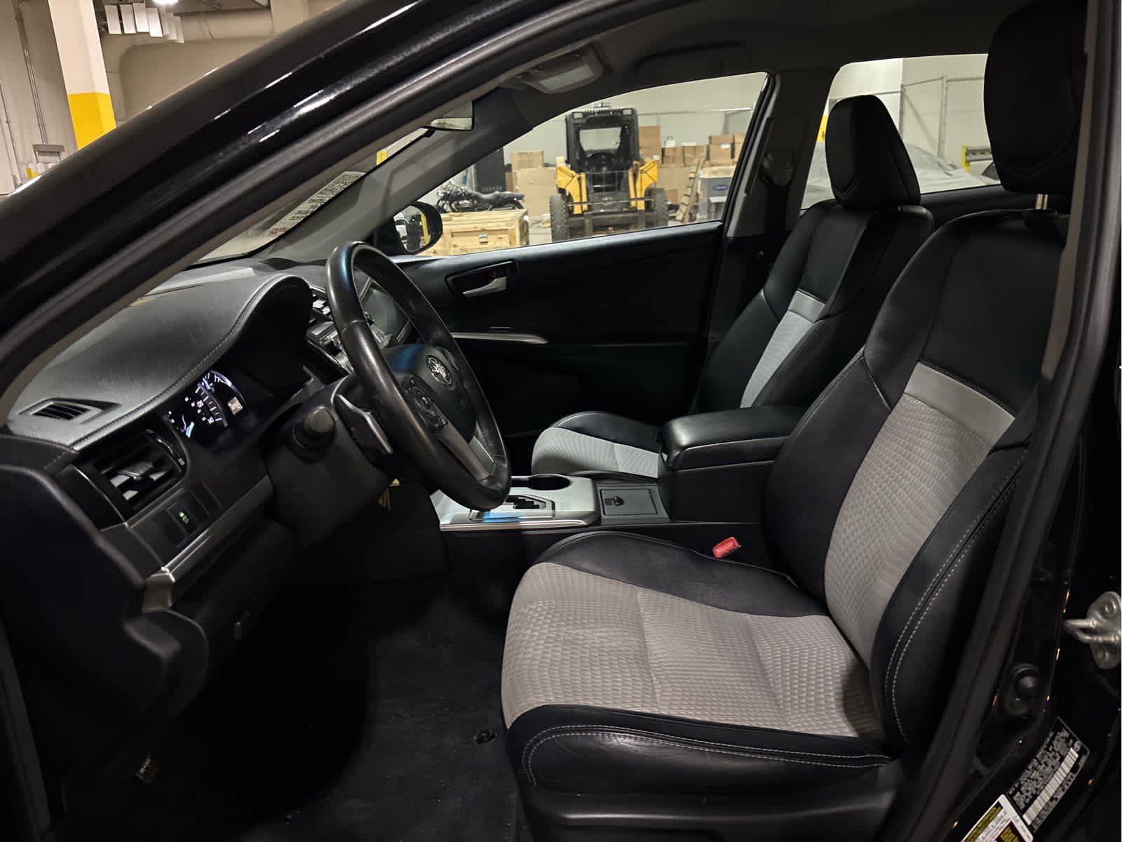 Used 2013 Toyota Camry SE image 9