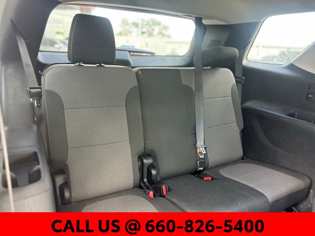Used 2020 Chevrolet Traverse LT FWD image 7