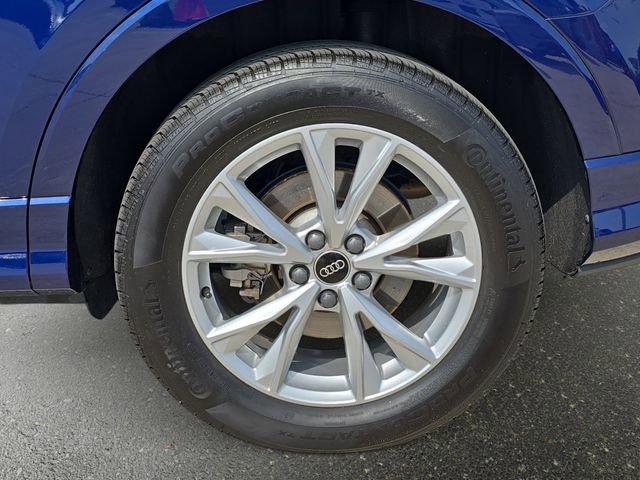 Used 2025 Audi Q3 2.0T Premium w/ Convenience Package AWD/4WD image 38