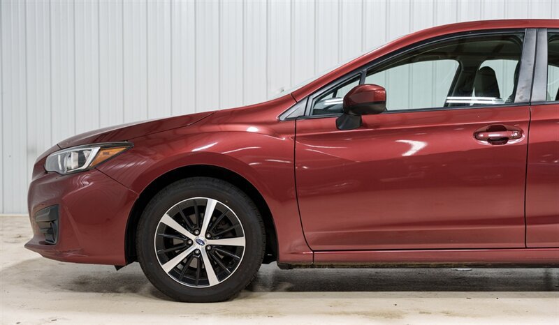 Used 2019 Subaru Impreza 2.0i Premium AWD/4WD image 3