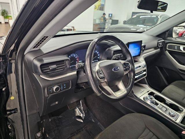 Used 2020 Ford Explorer XLT AWD/4WD image 15
