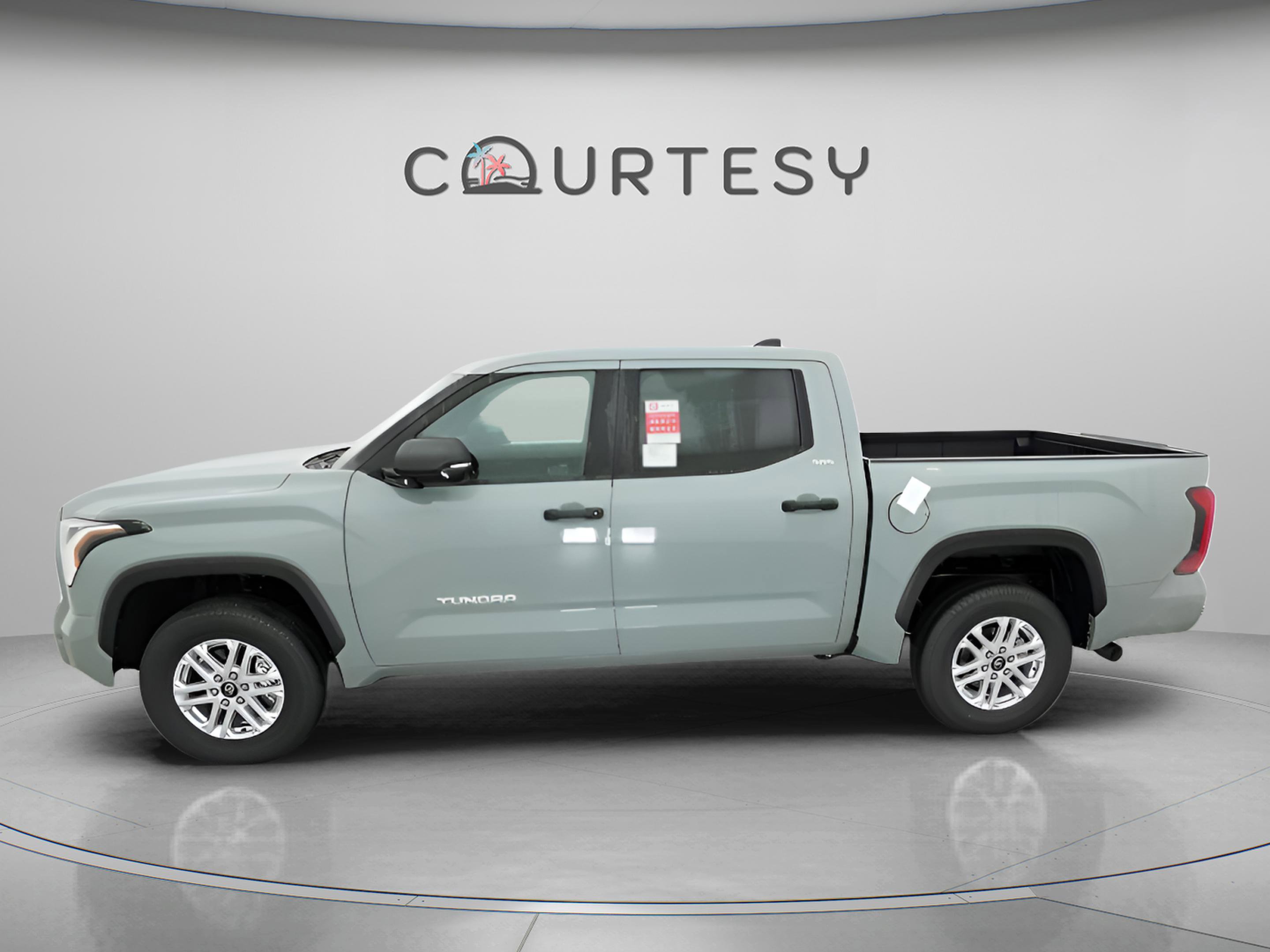 New 2025 Toyota Tundra SR5 w/ SR5 Convenience Package AWD/4WD image 6