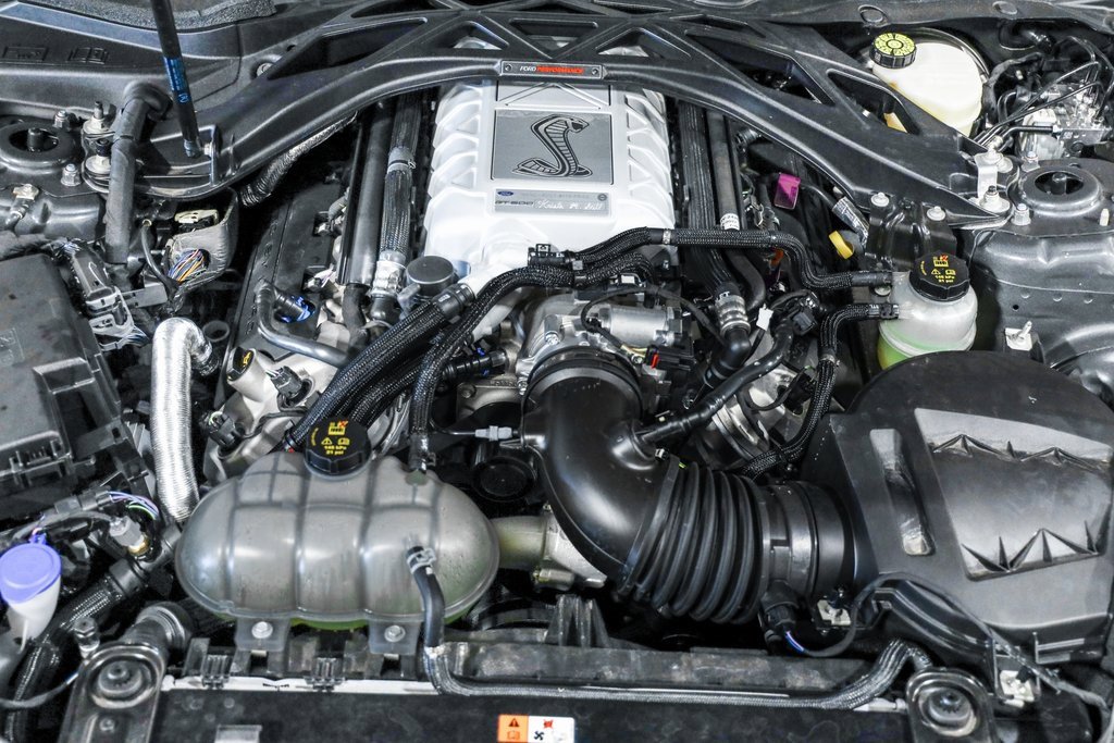 Used 2022 Ford Mustang Shelby GT500 w/ Carbon Fiber Track Pack image 25