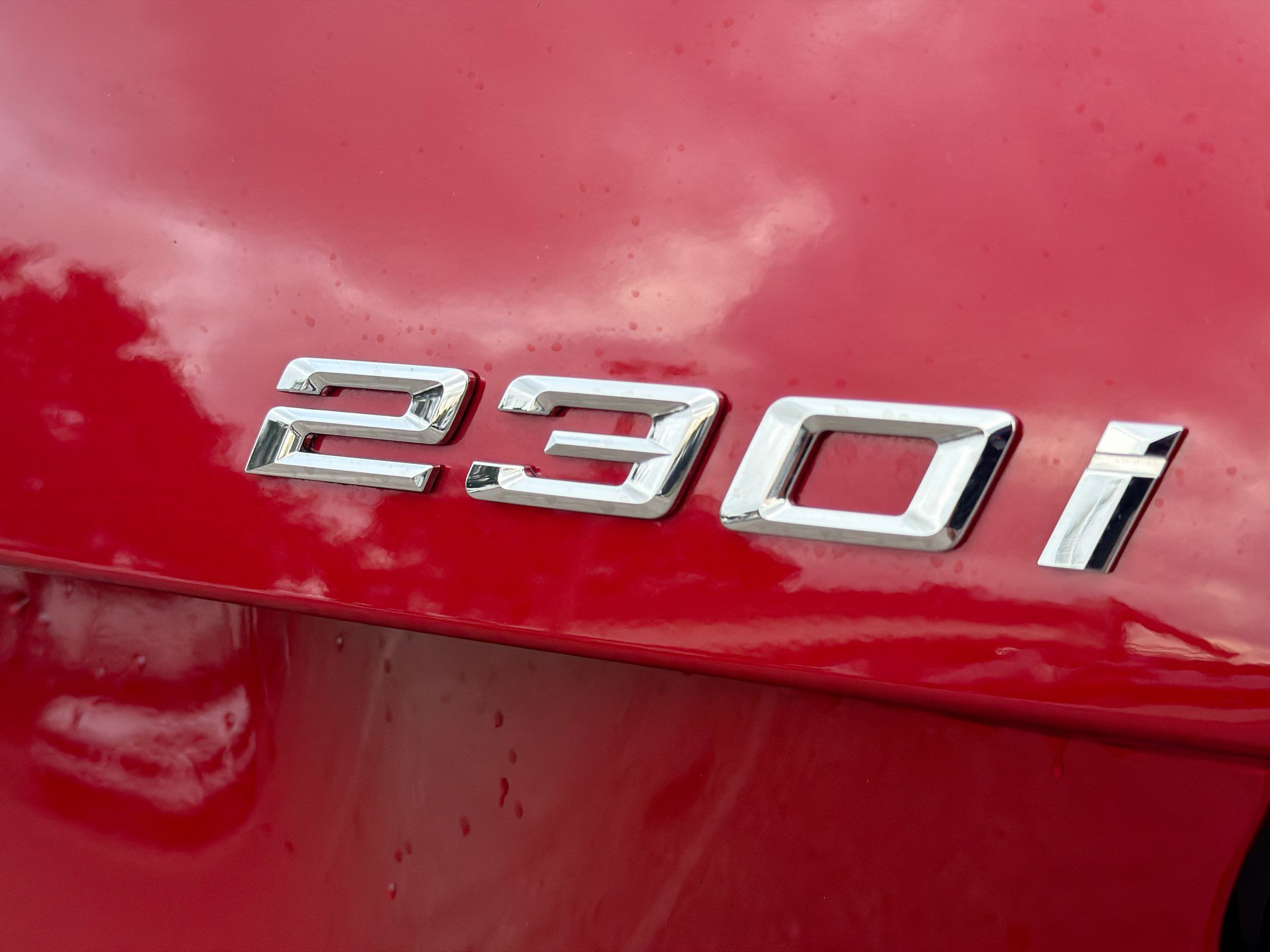 Used 2025 BMW 230i Coupe w/ M Sport Package image 11