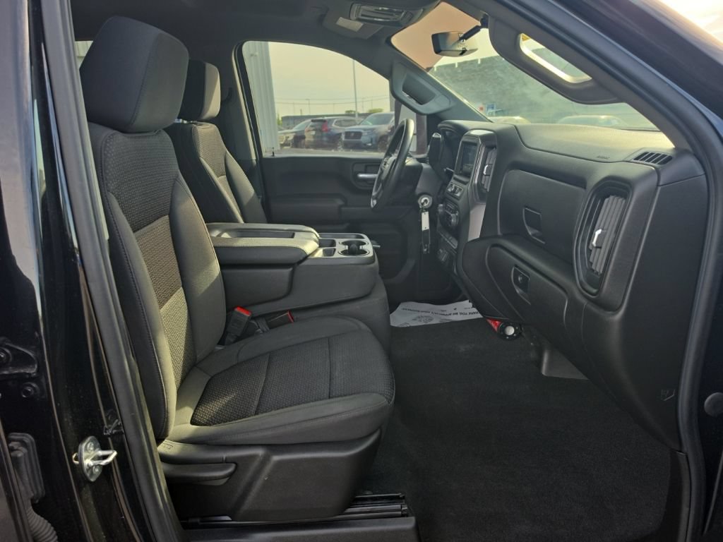 Used 2022 Chevrolet Silverado 2500 Custom w/ Infotainment Package AWD/4WD image 31