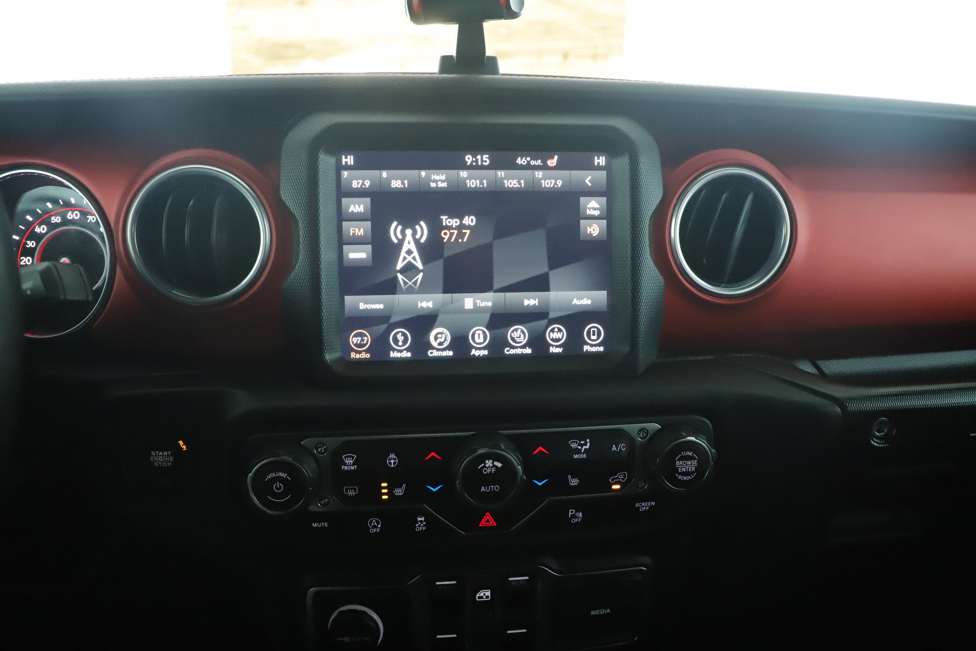 Used 2018 Jeep Wrangler Unlimited Rubicon image 8