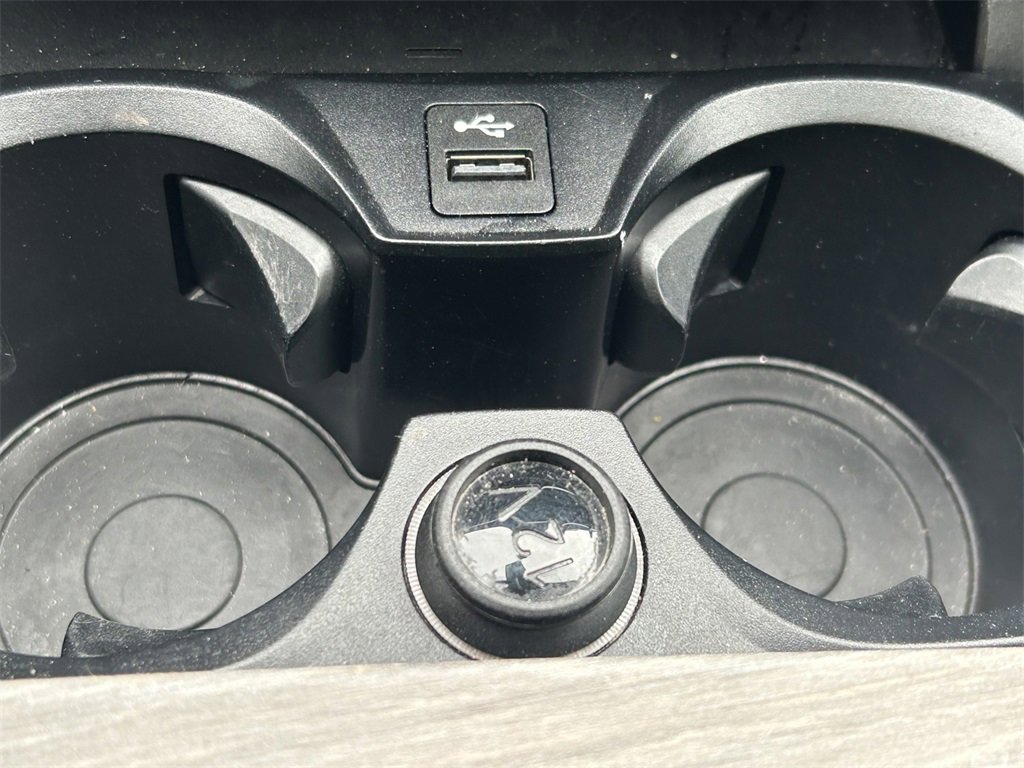 Used 2025 BMW 330i Sedan image 33