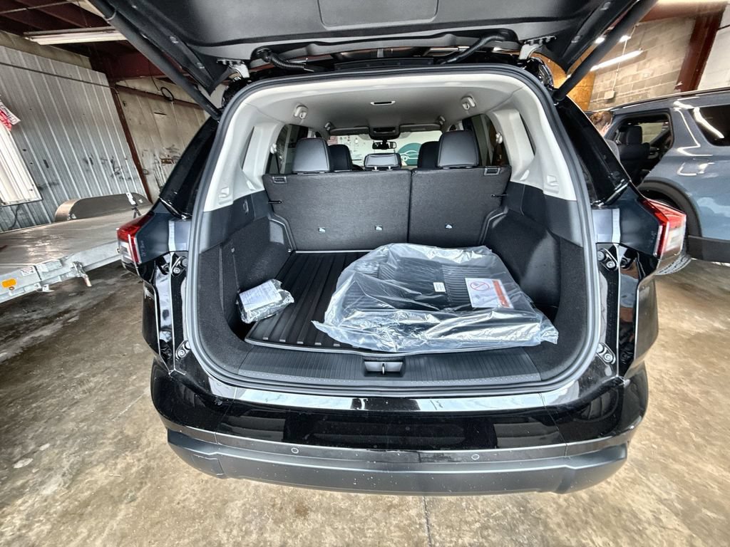 New 2026 Nissan Rogue SV w/ Rock Creek Premium Package AWD/4WD image 20