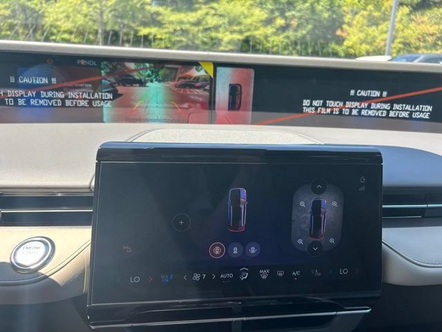 New 2025 Lincoln Nautilus Premier w/ Equipment Group 102A AWD/4WD image 9