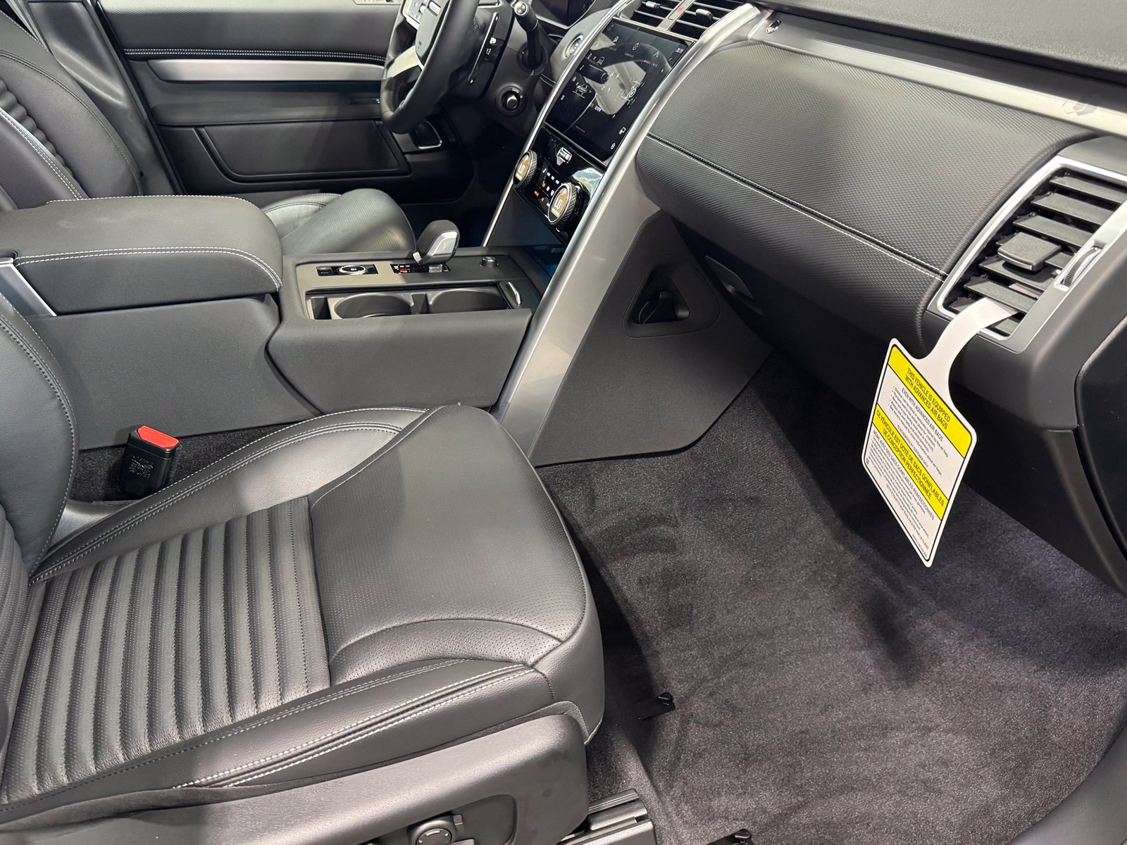 New 2026 Land Rover Discovery Limited Edition AWD/4WD image 51