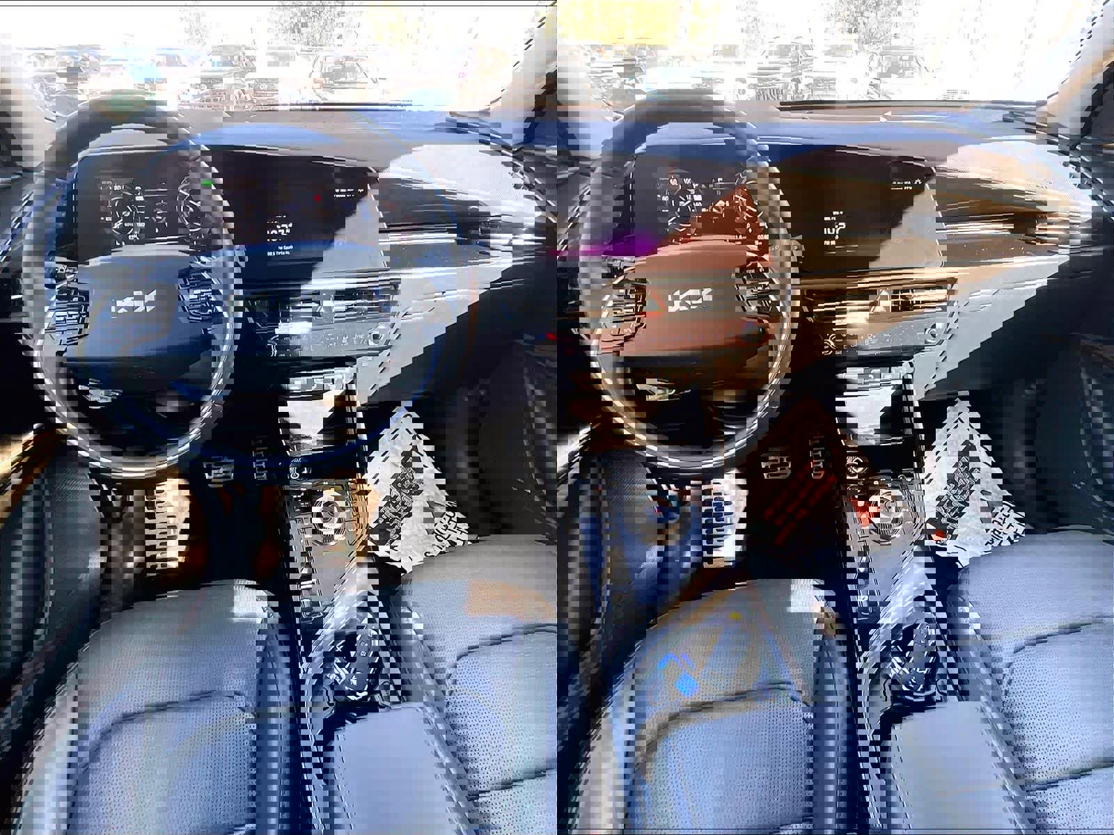 Used 2023 Kia Niro Wave w/ Wave Preserve Package image 21