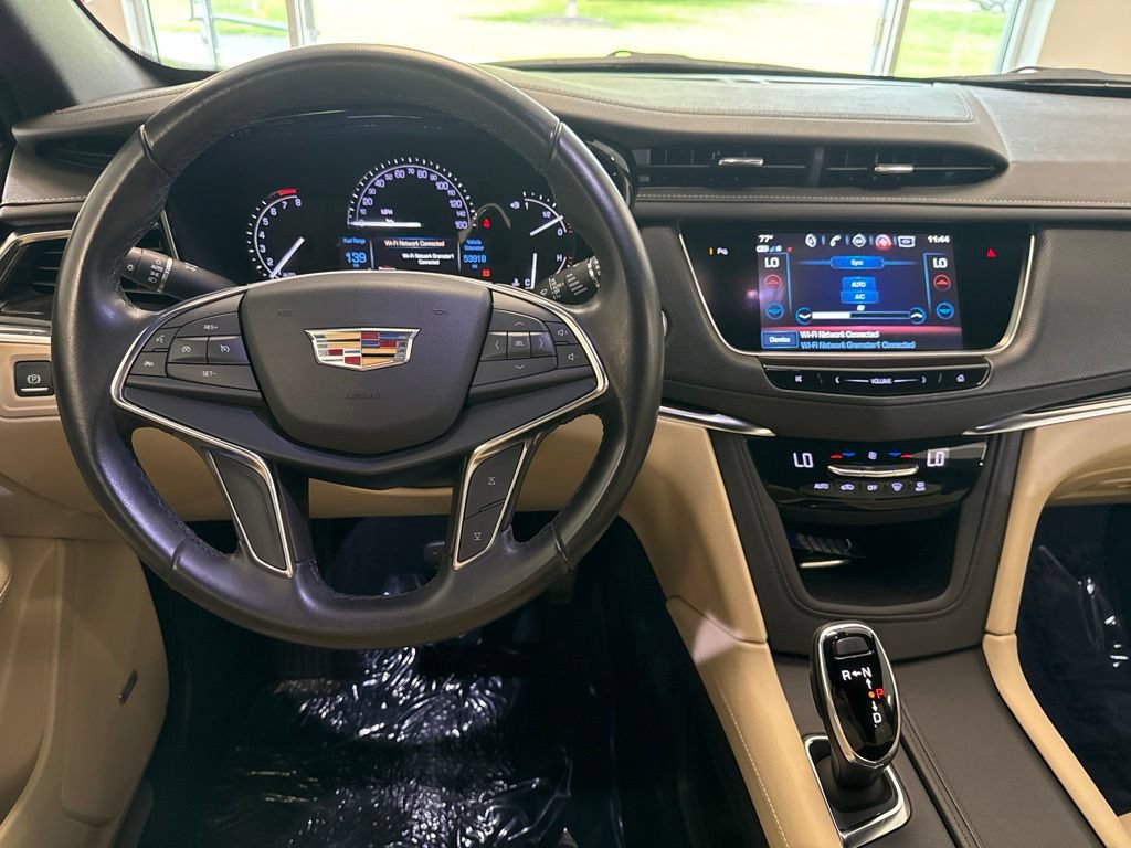 Used 2019 Cadillac XT5 FWD image 18