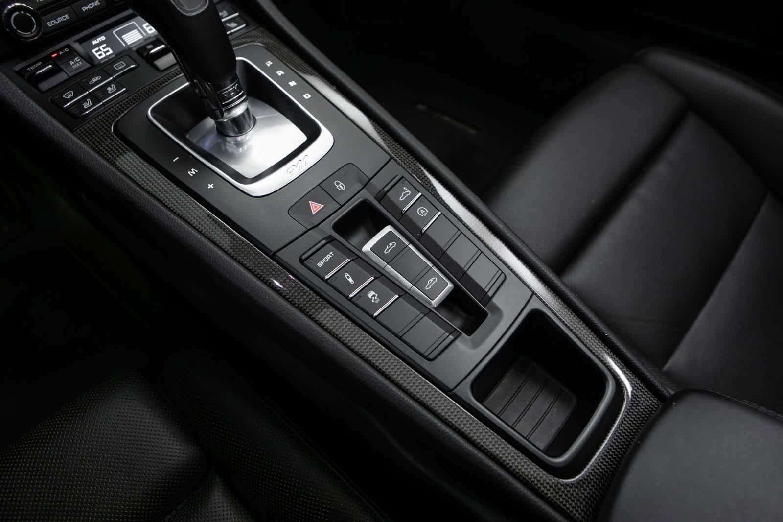 Certified 2018 Porsche 911 Targa 4S AWD/4WD image 29