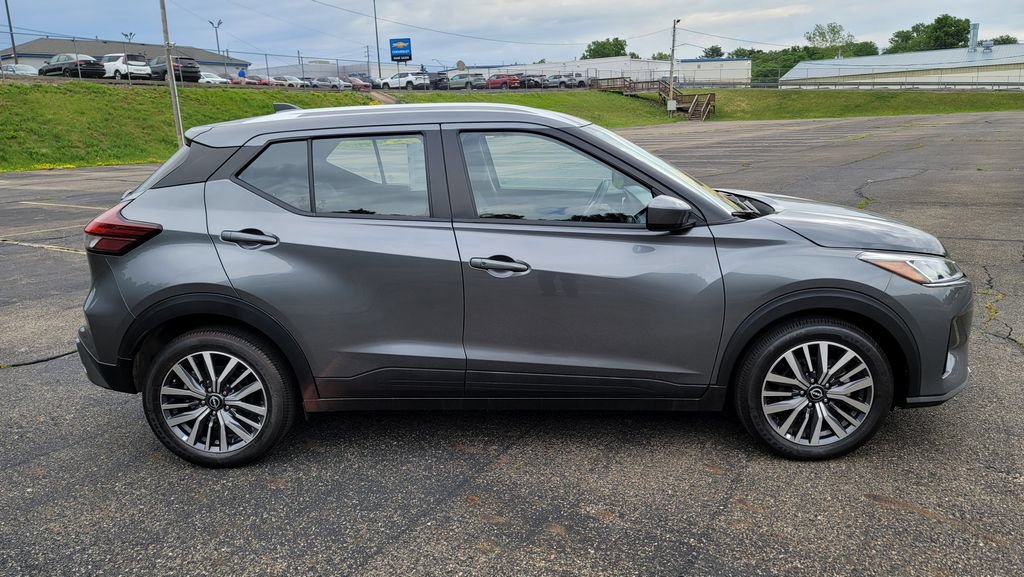 Used 2024 Nissan Kicks SV FWD image 14