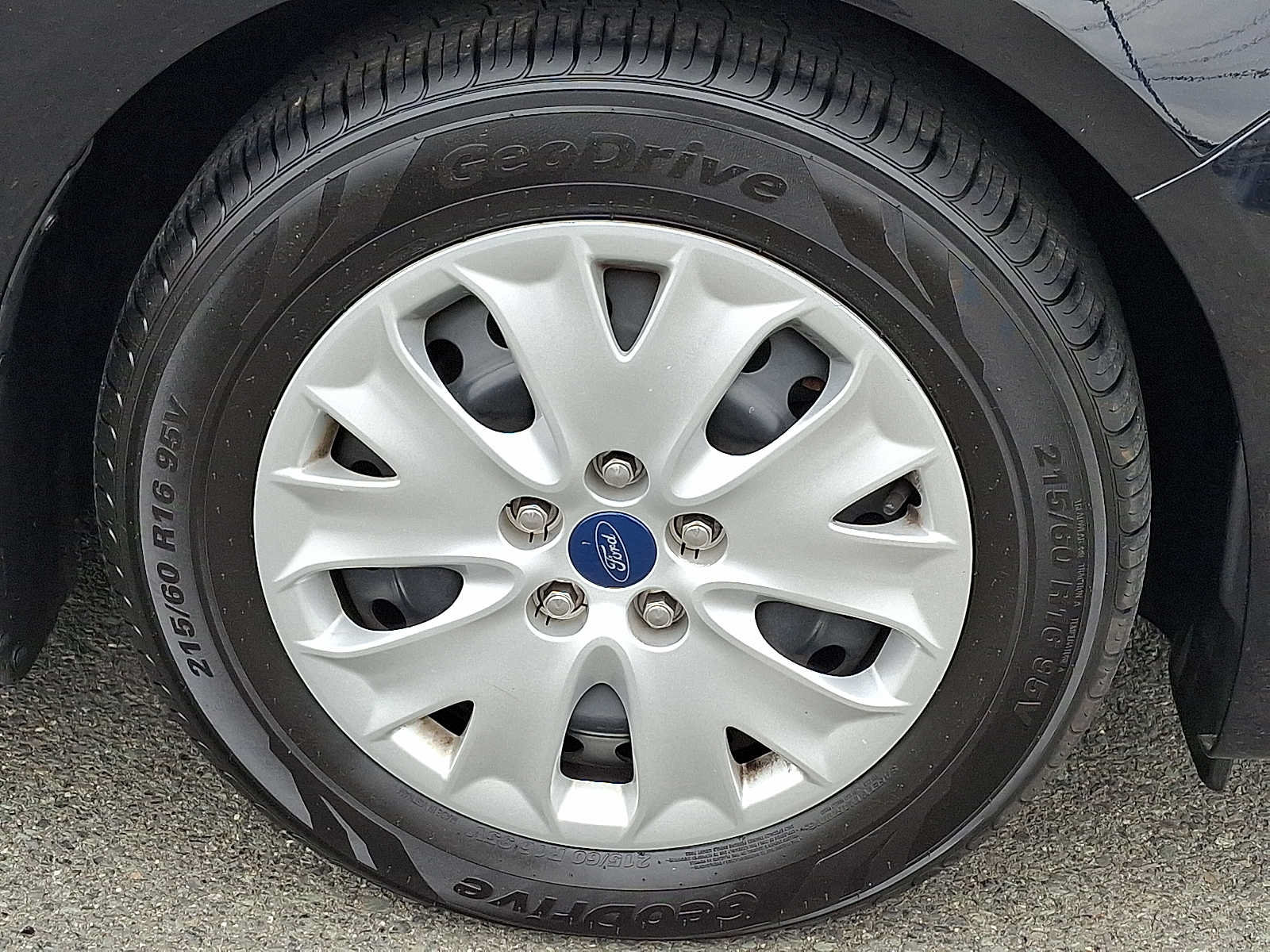 Used 2019 Ford Fusion S FWD image 9