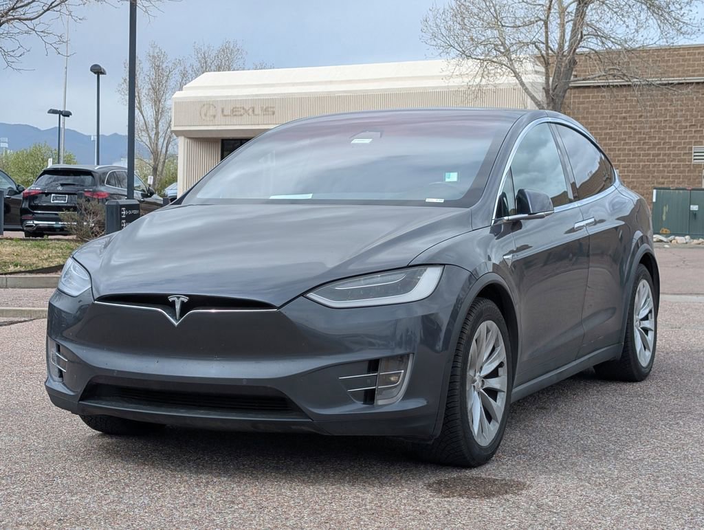 Used 2018 Tesla Model X P100D image 3